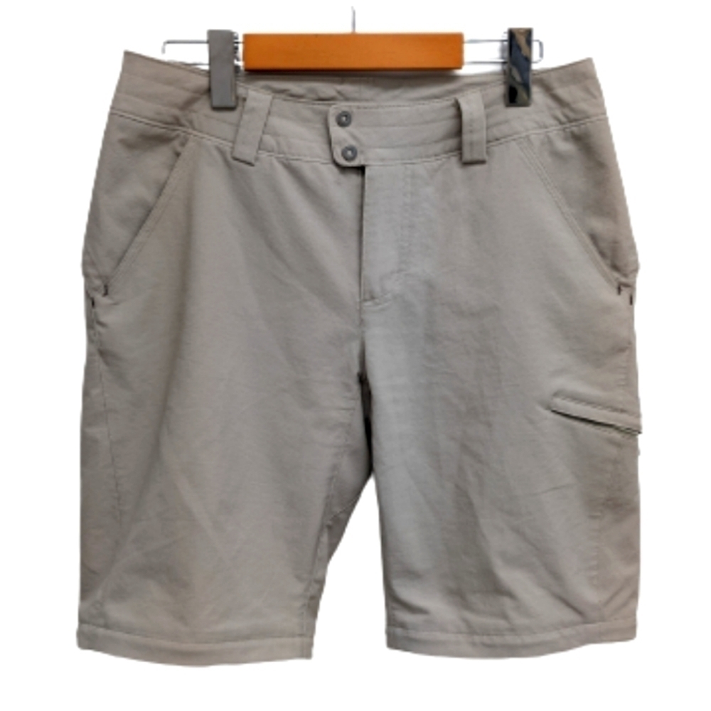 Columbia Titanium women's beige shorts size 8